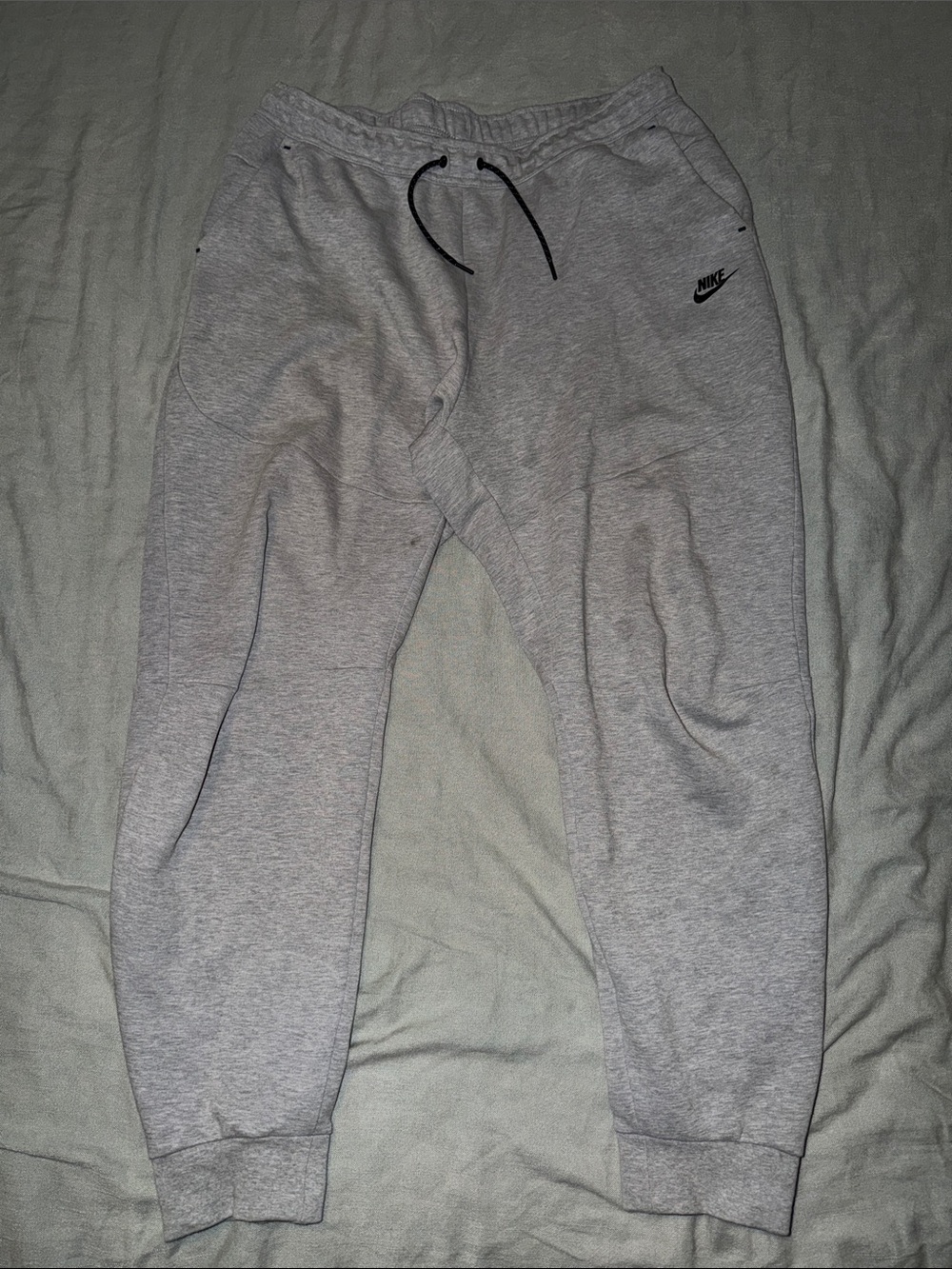 Mens Nike Tech Fleece Gray Joggers